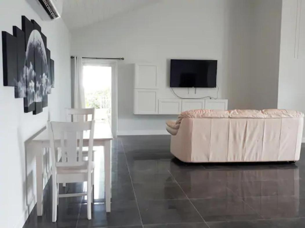 Secluded And Modern Beachfront House Hotel Nassau Bagian luar foto